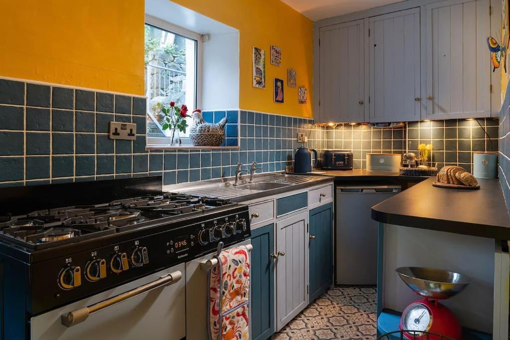Holiday home Fantastic Sea Views At Century's Old Alma's - Sleeps Up To 8 Guests Penmaenmawr