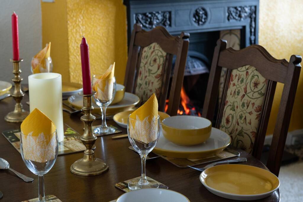 Fantastic Sea Views At Century's Old Alma's - Sleeps Up To 8 Guests Penmaenmawr