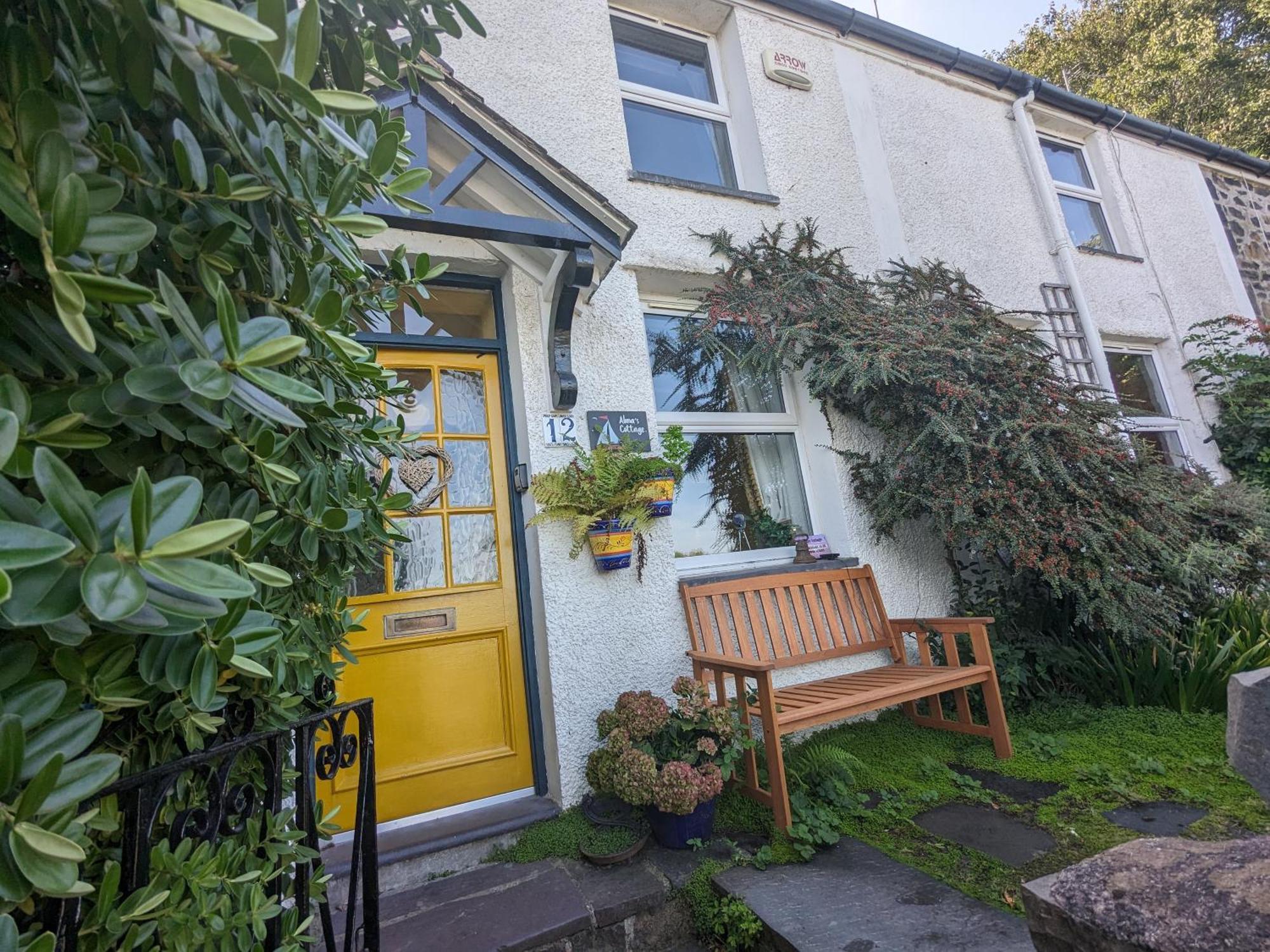 Holiday home Fantastic Sea Views At Century's Old Alma's - Sleeps Up To 8 Guests Penmaenmawr