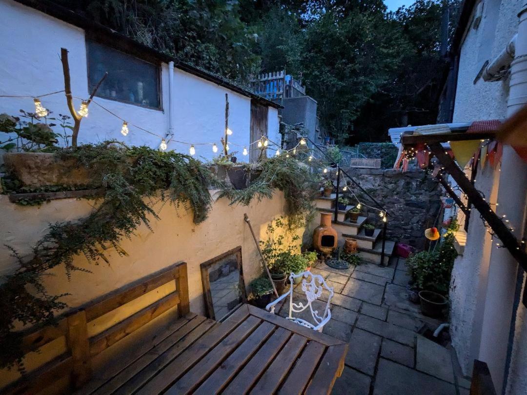 Fantastic Sea Views At Century's Old Alma's - Sleeps Up To 8 Guests Holiday home